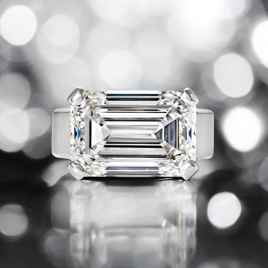 9 Carats Emerald Shape Lab Grown Diamond Ring, 950 Platinum