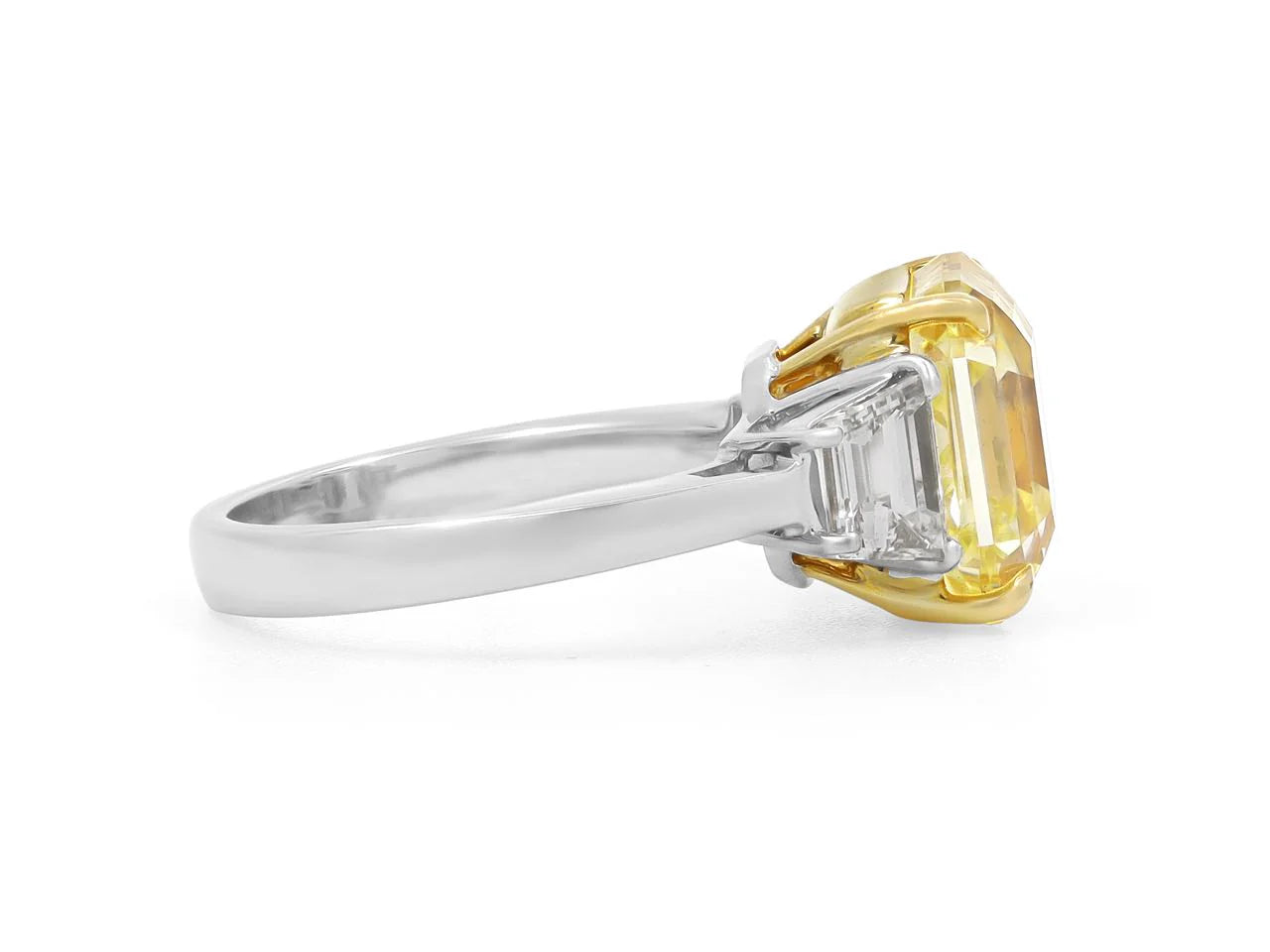 1 _  8.17 Carats Asscher-Cut Fancy Intense Yellow Earth-mined Diamond Ring, in 950 Platinum